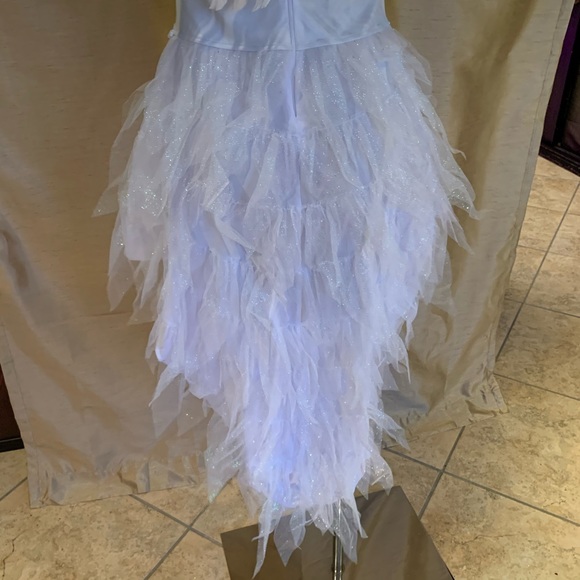 ✨ONE LEFT!✨ White Angel Halloween Costume - Picture 5 of 7